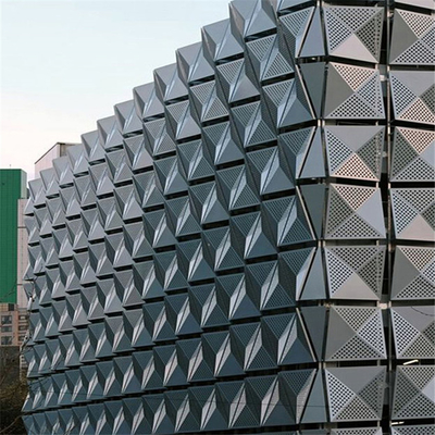Panneaux en aluminium en aluminium perforés de façade du panneau de revêtement 300x1200mm