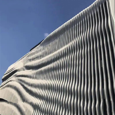 rideau en aluminium en revêtement de mur de façades de bâtiment en métal de cloison de vague de 6000mm