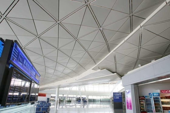 le plafond triangulaire en métal de 1mm couvre de tuiles ISO9001 en aluminium perforé