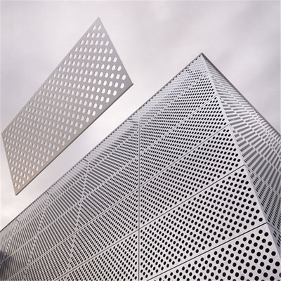 les façades de bâtiment en métal 1200x1200 ont perforé les panneaux en acier galvanisés de façade
