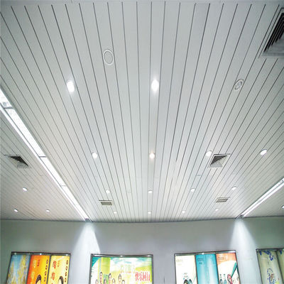 Plafonds métalliques en aluminium Panneaux de plafond perforés en G-Strip en aluminium