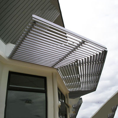 Stores solaires extérieurs respirants en aluminium de 85 mm