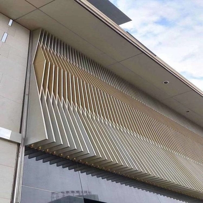 La façade extérieure de cloison triangulaire lambrisse 4000mm en aluminium 2.85mm profondément