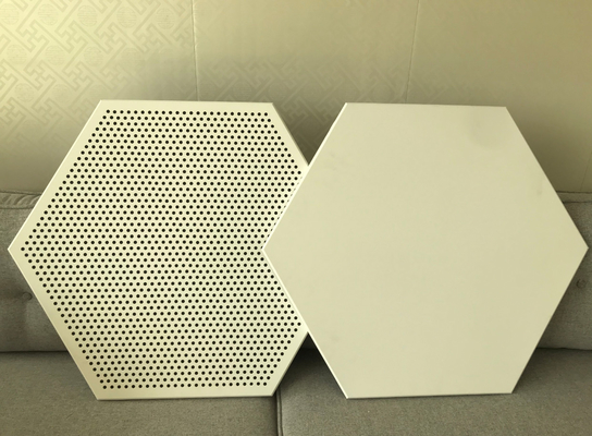 Les panneaux de plafond hexagonaux simples d'absorption saine ont pré peint 404mm