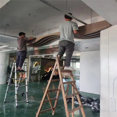 Plafonds en aluminium de vague de cloison de conception de métal ouvré acoustique de plafond