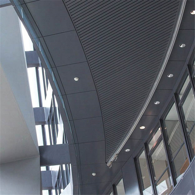 Le plafond blanc U85 linéaire en métal d'aluminium de couleur a formé l'épaisseur de 0.6mm