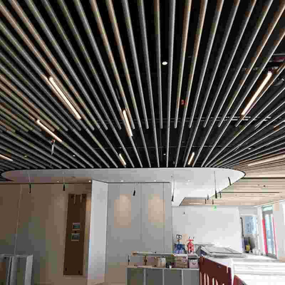 Épaisseur franche en aluminium du panneau de plafond en métal de cloison tubulaire 0.7mm