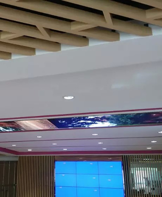 Plafond en aluminium adapté aux besoins du client par mode en métal avec la forme circulaire de vague de courbe suspendue