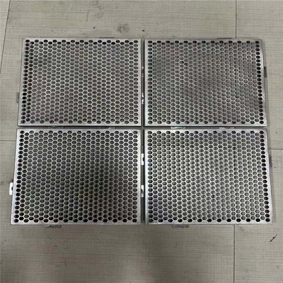 panneau en aluminium de façade perforée hexagonale en métal de 600X600mm pour le bâtiment de revêtement
