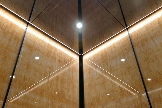 le plafond en aluminium en métal 603x603 a perforé les panneaux de plafond en aluminium
